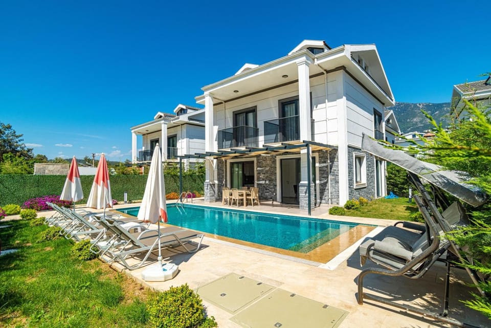 4 Bedroom Holiday Villa in Hisarönü Ölüdeniz- Gold Rose Villa in Ölüdeniz