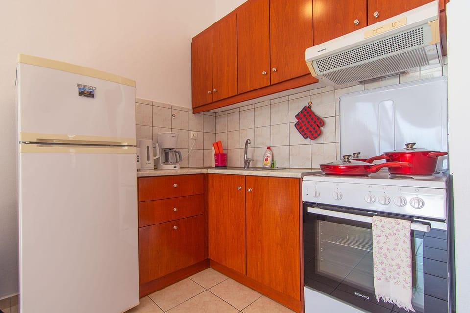 Coffee/tea facilities, Area and facilities, stove, kitchen