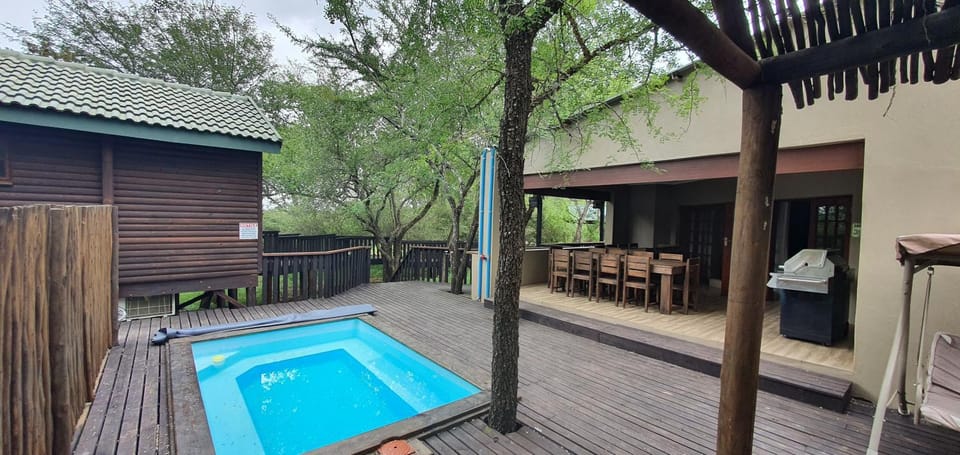 Patio, Swimming pool