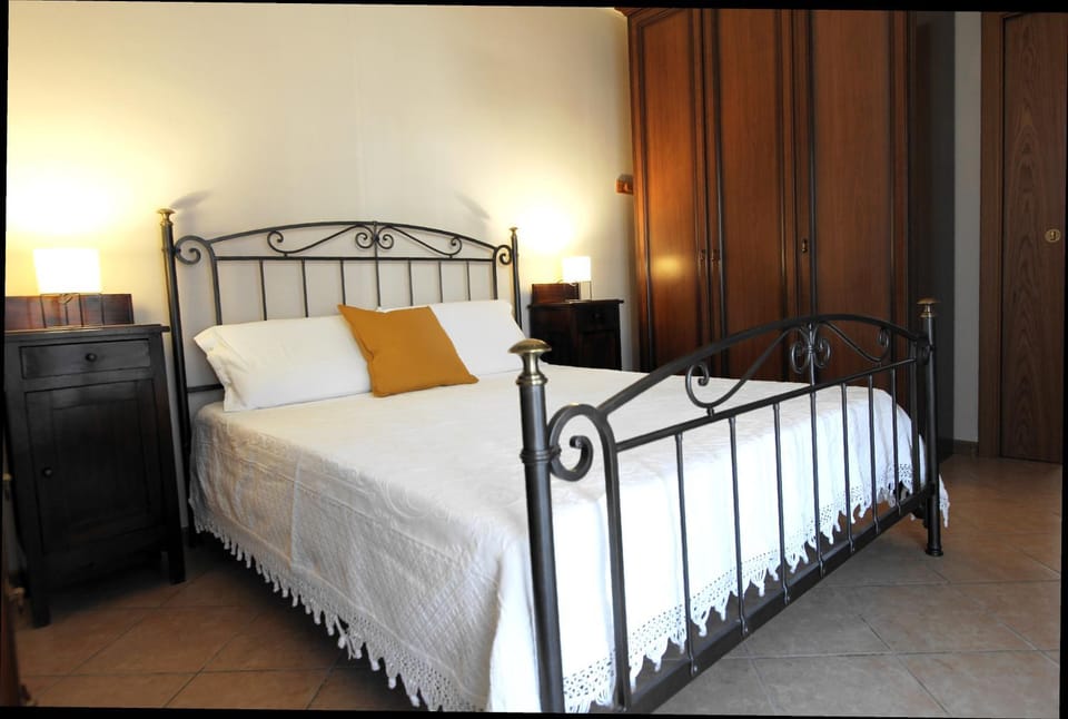 Bed, Bedroom, wardrobe