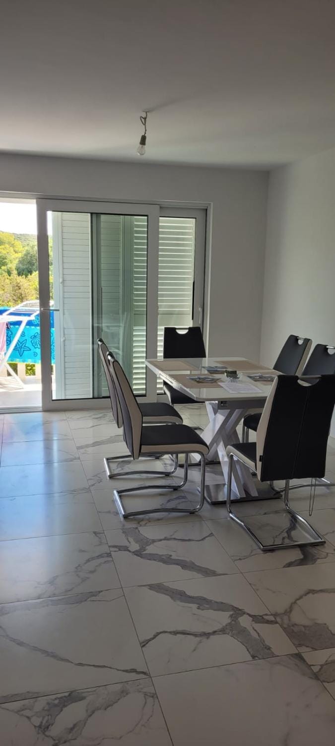 Apartments San Apartment in Dubrovnik-Neretva County