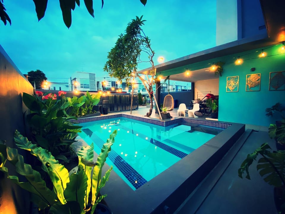 Property building, Pool view, Swimming pool