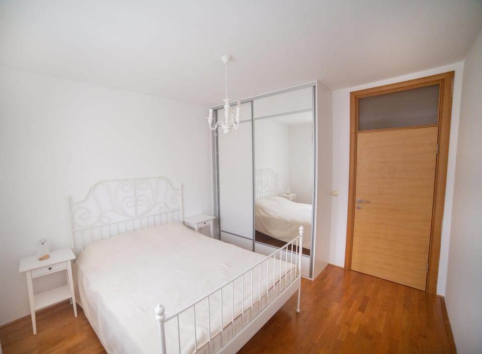 Apartment Plamenatz Apartment in Montenegro
