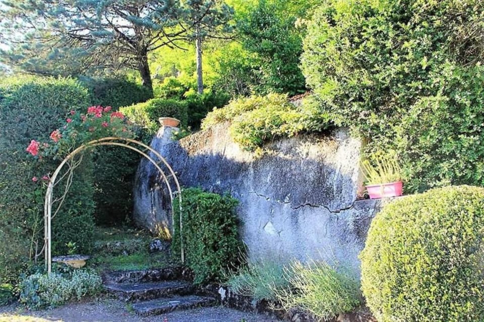 Maison de charme en Périgord 10 personnes La maison d'Albertine House in Occitanie