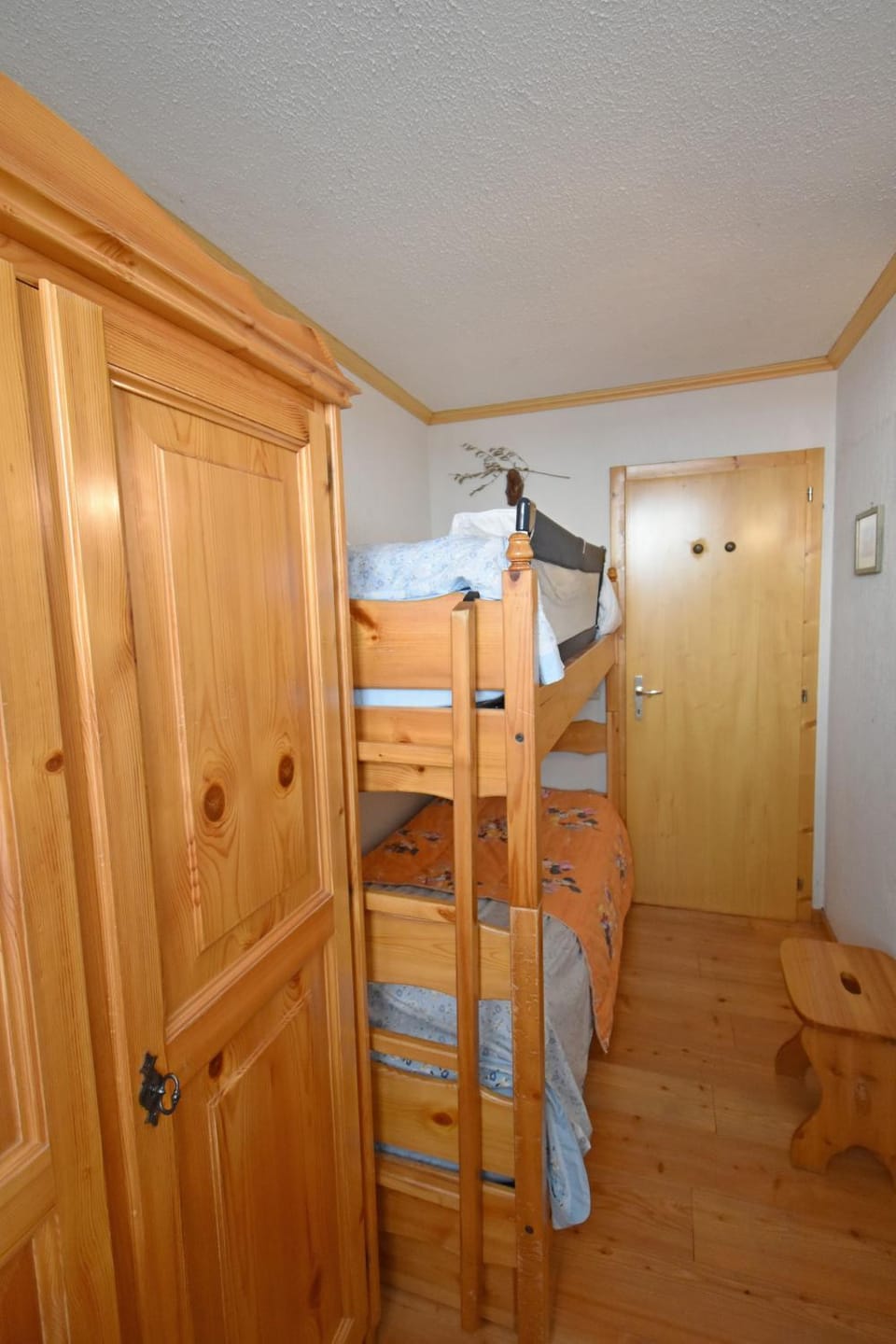 bunk bed