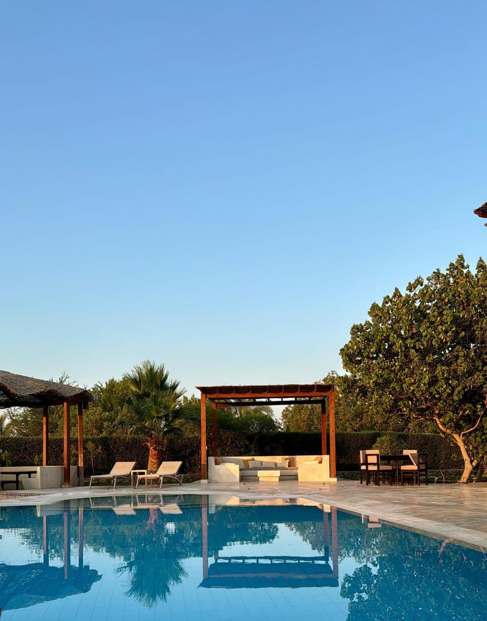 Villa with 5 bedrooms & 4 bathrooms - private heated pool Villa in Hurghada