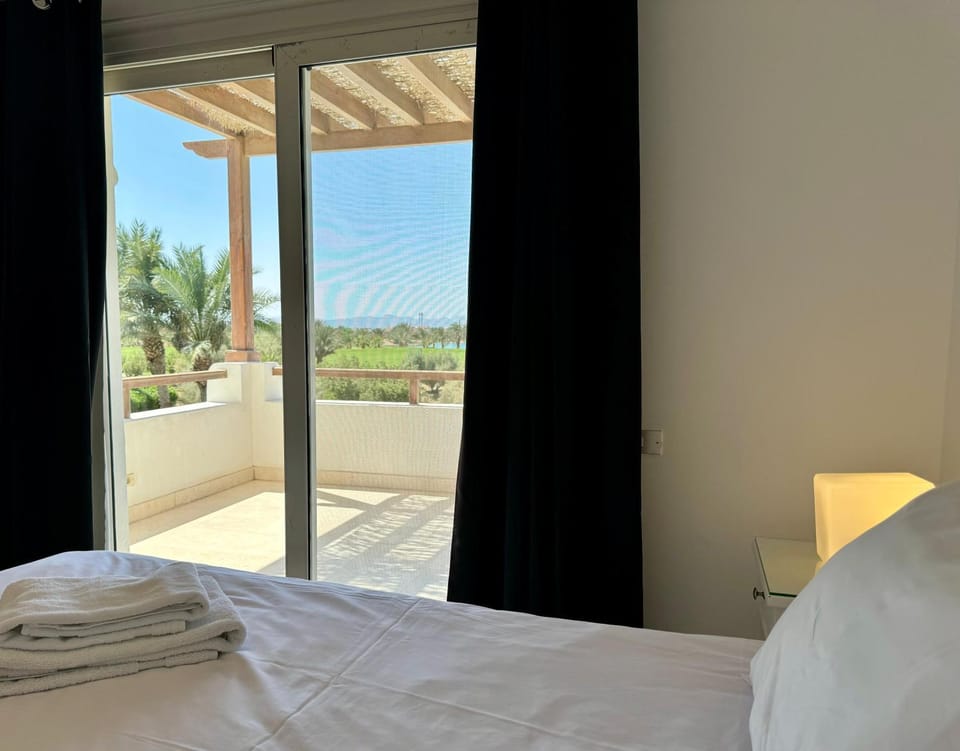 Villa with 5 bedrooms & 4 bathrooms - private heated pool Villa in Hurghada