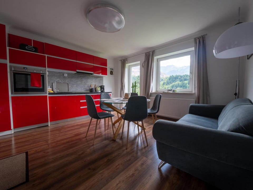 Living room, Dining area, kitchen
