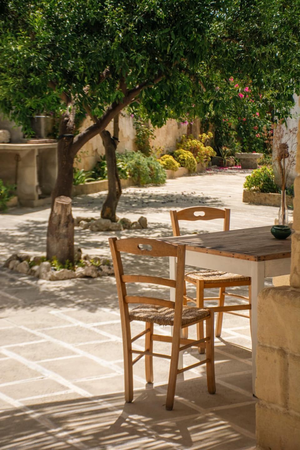 Summer, Garden, Dining area, Garden view