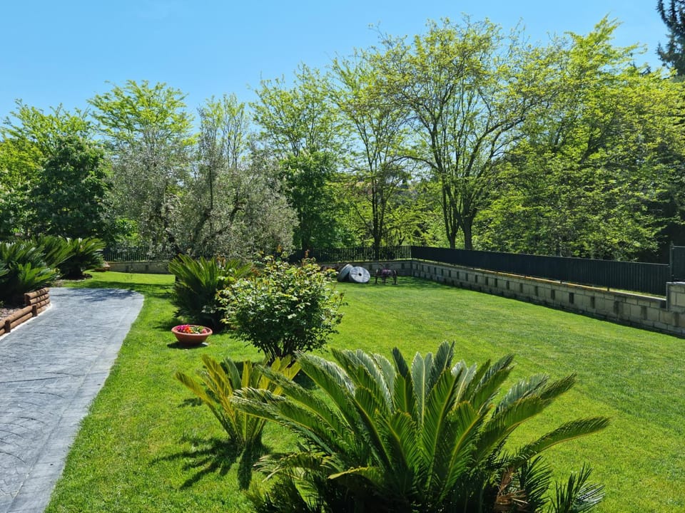 Garden, Garden view