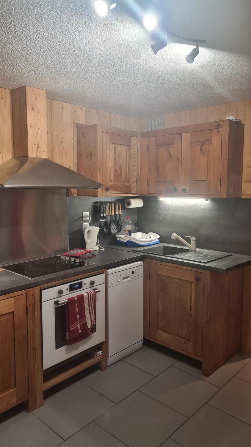 Kitchen or kitchenette