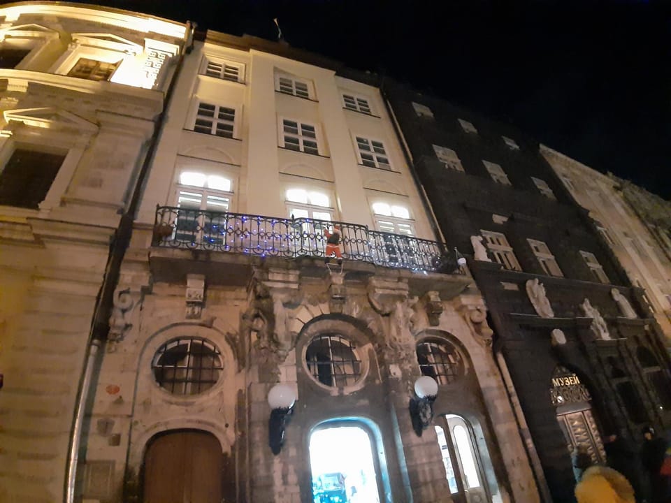Facade/entrance