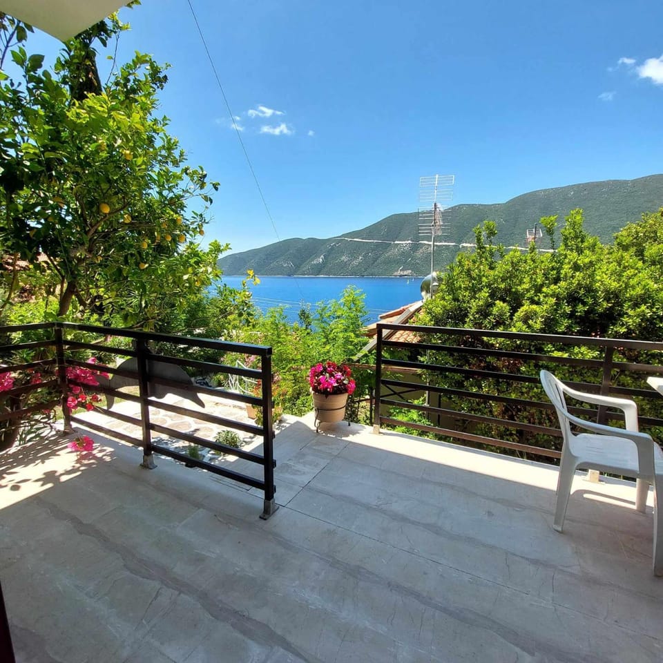 Spring, Natural landscape, View (from property/room), Balcony/Terrace, Mountain view, Sea view