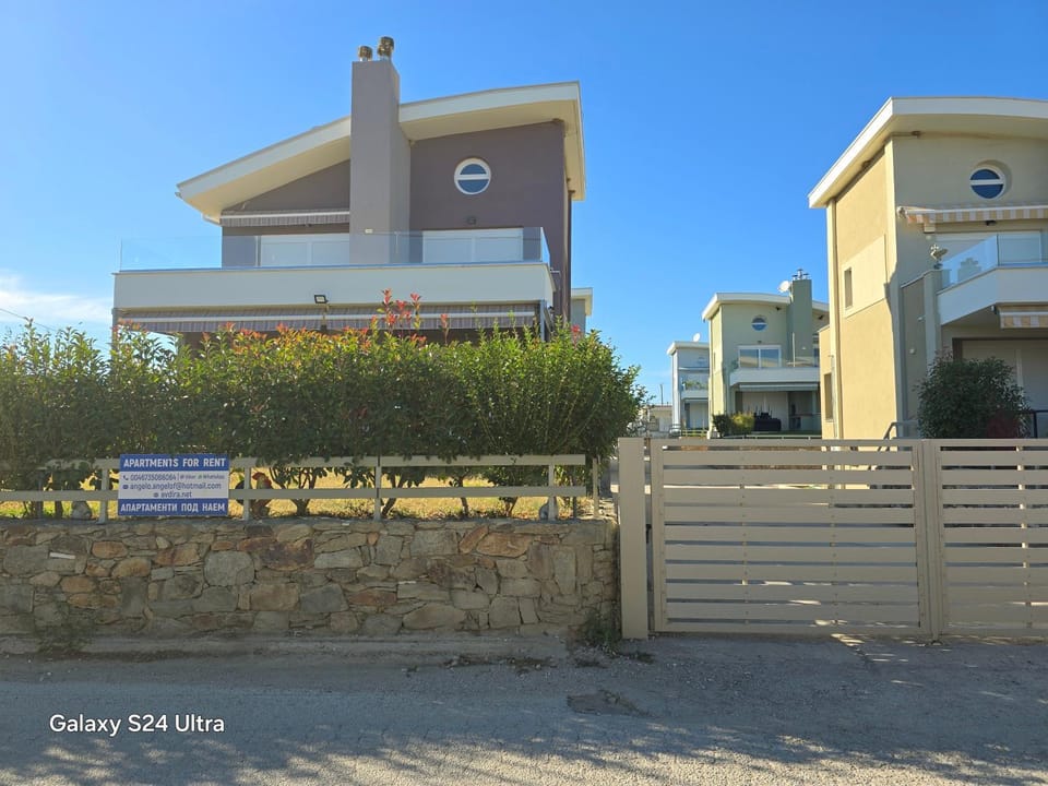 Property building, Parking