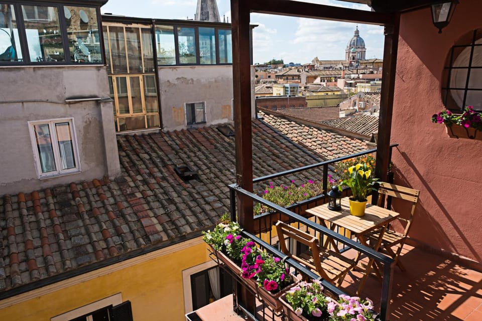 Balcony/Terrace, City view