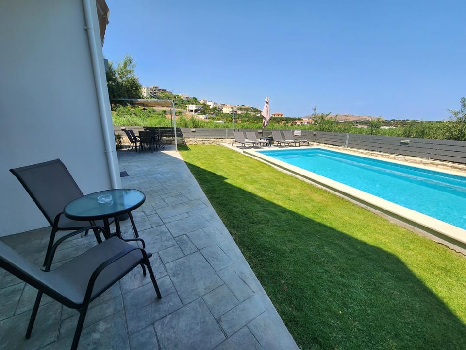 Villa Dionisia with private pool Apartment in Crete