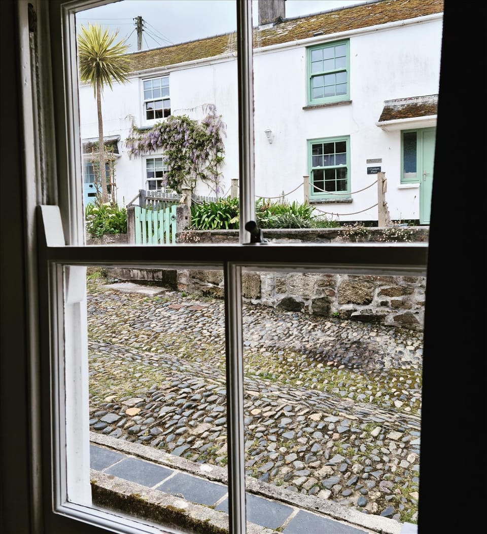 Property building, View (from property/room), View (from property/room), Street view, Street view, Quiet street view