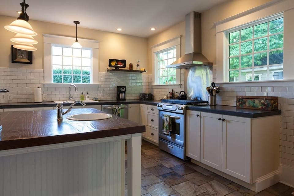 Cascade Chic home House in Hood River