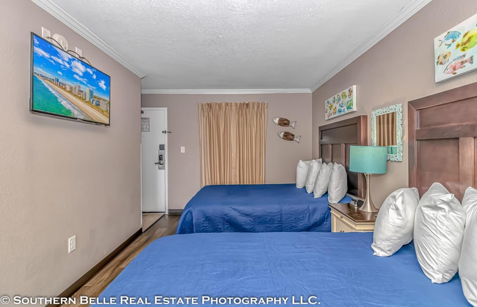 Ocean View Double Suite with Beautiful Decor and Accents Caravelle Resort 1504 Sleeps 6 Guests House in Myrtle Beach