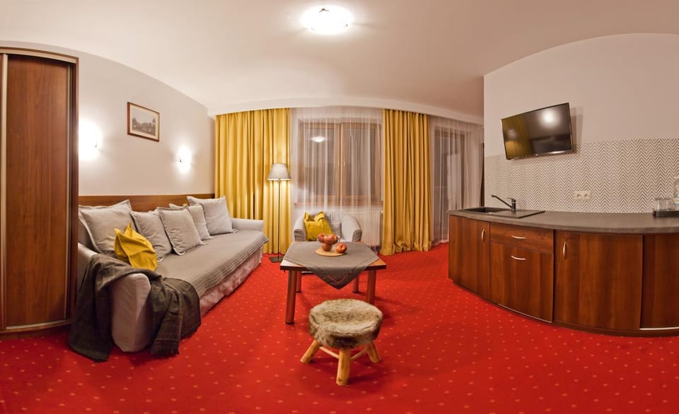 Photo of the whole room