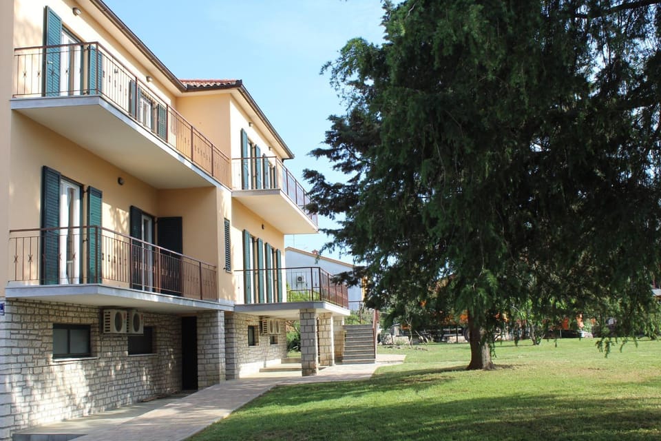 Property building, Garden