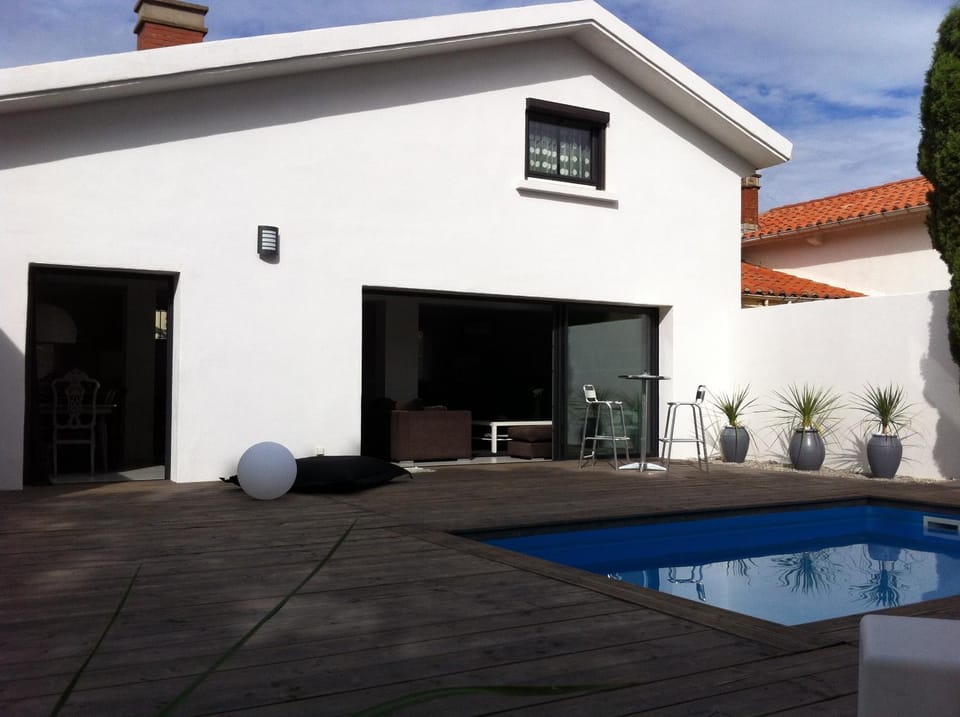 Patio, Facade/entrance, Swimming pool