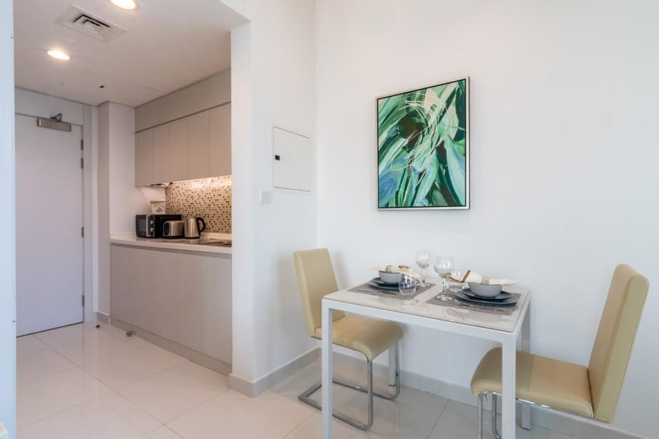 The Smart Concierge - The Vogue Apartment in Dubai