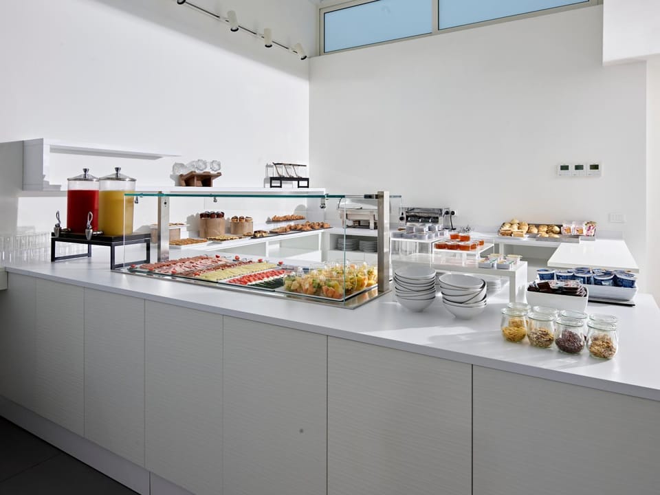 Buffet breakfast