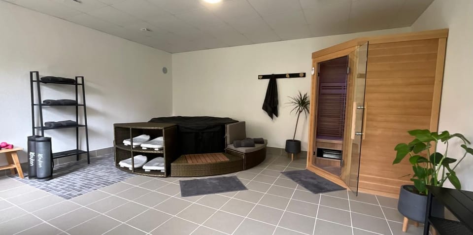 Sauna, Spa and wellness centre/facilities