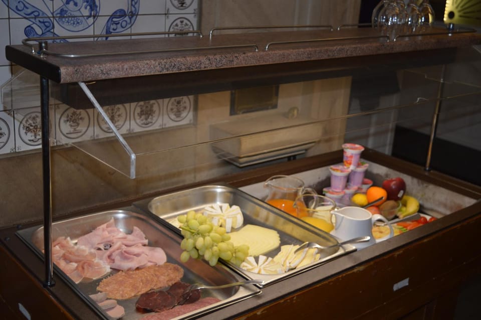Buffet breakfast