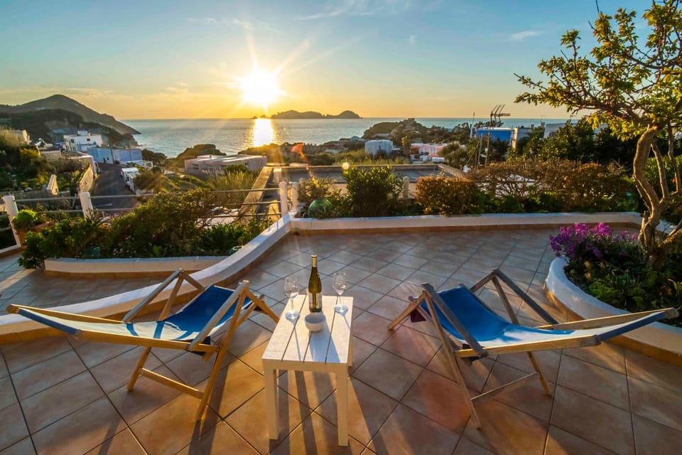 Property building, Balcony/Terrace