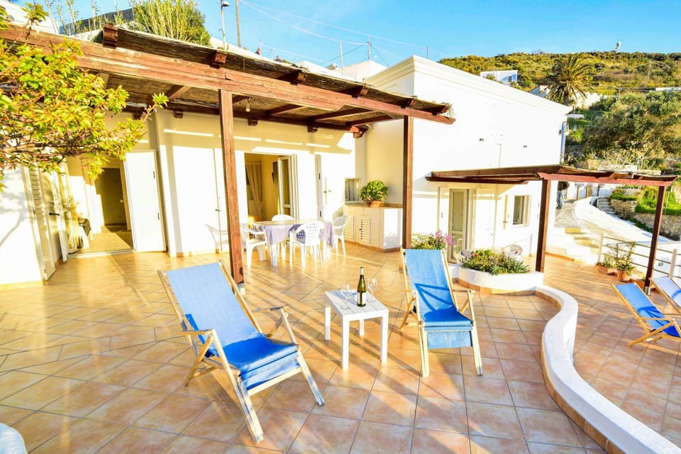 Property building, Balcony/Terrace