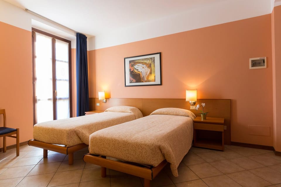Antica Trattoria dell'Uva Hotel in Monza