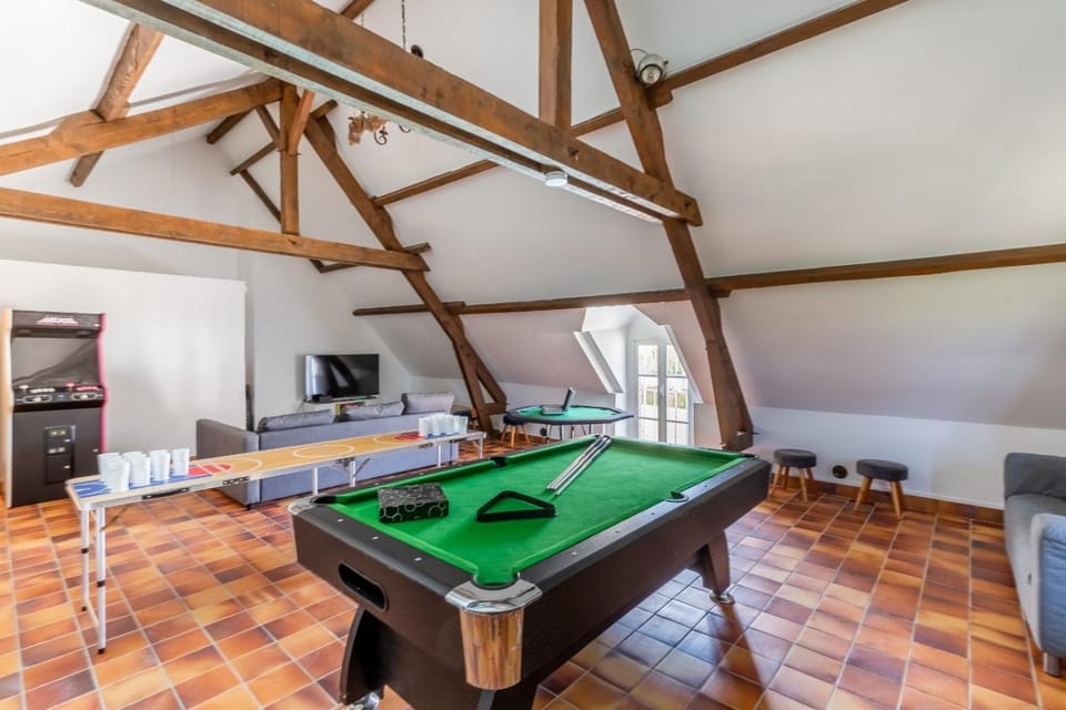 Communal lounge/ TV room, Living room