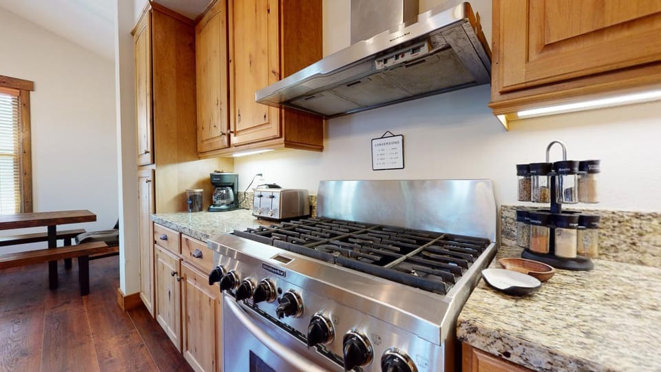 Four-Bedroom Apartment Apartment in Mammoth Lakes