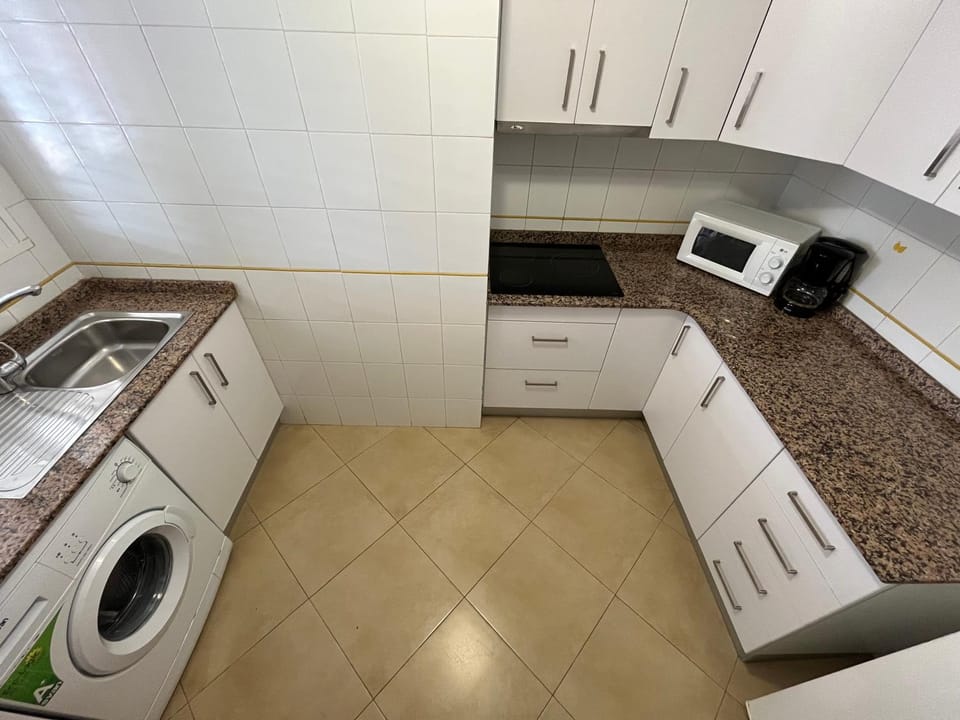 minibar, washing machine, kitchen