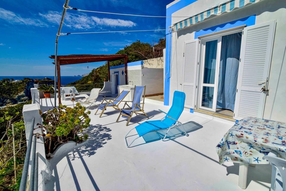 Balcony/Terrace, Balcony/Terrace