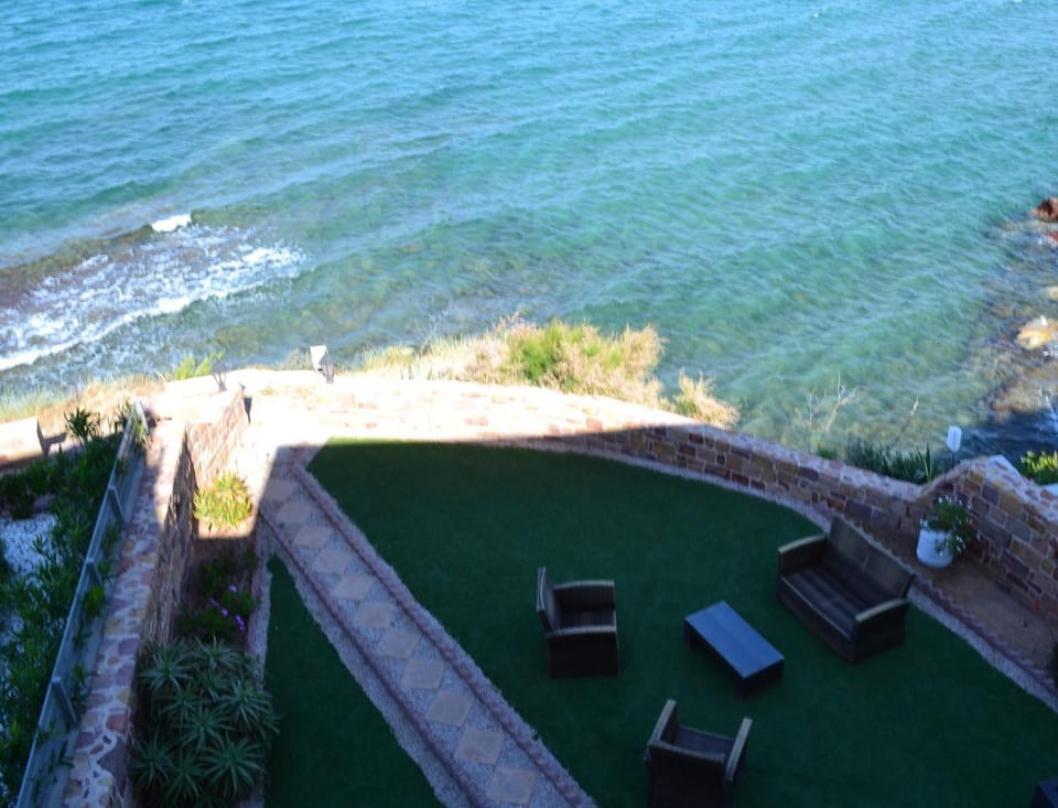 Garden view, Sea view