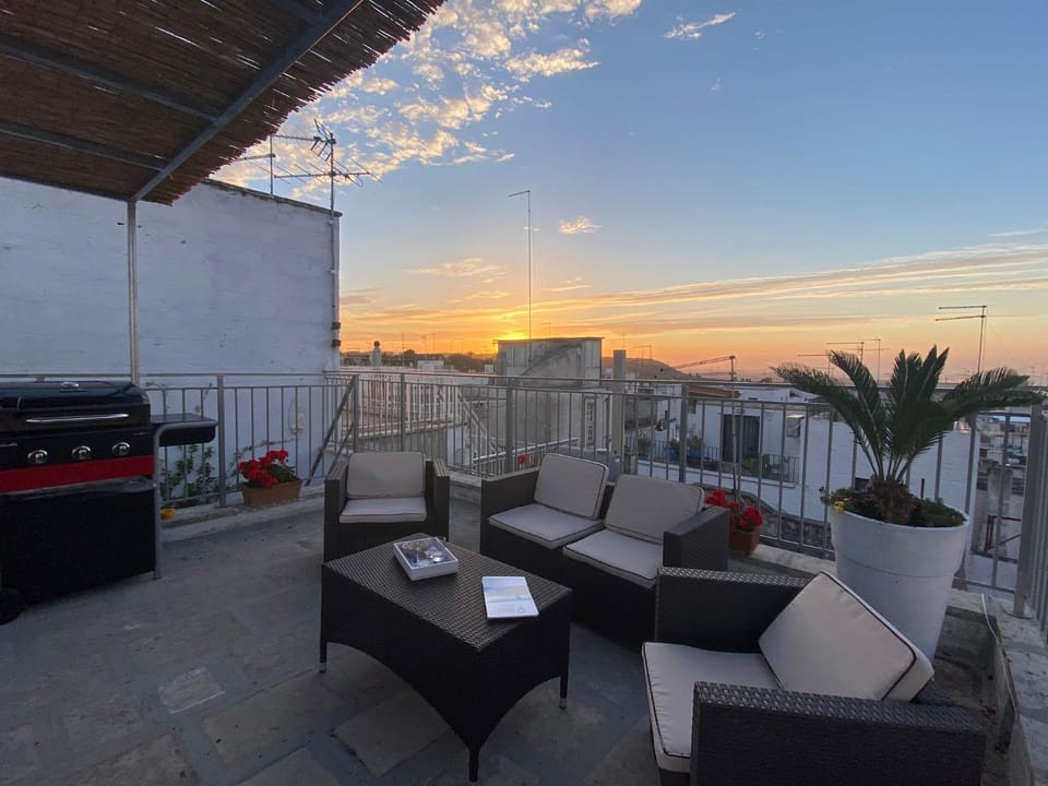 Patio, Balcony/Terrace, Sunset