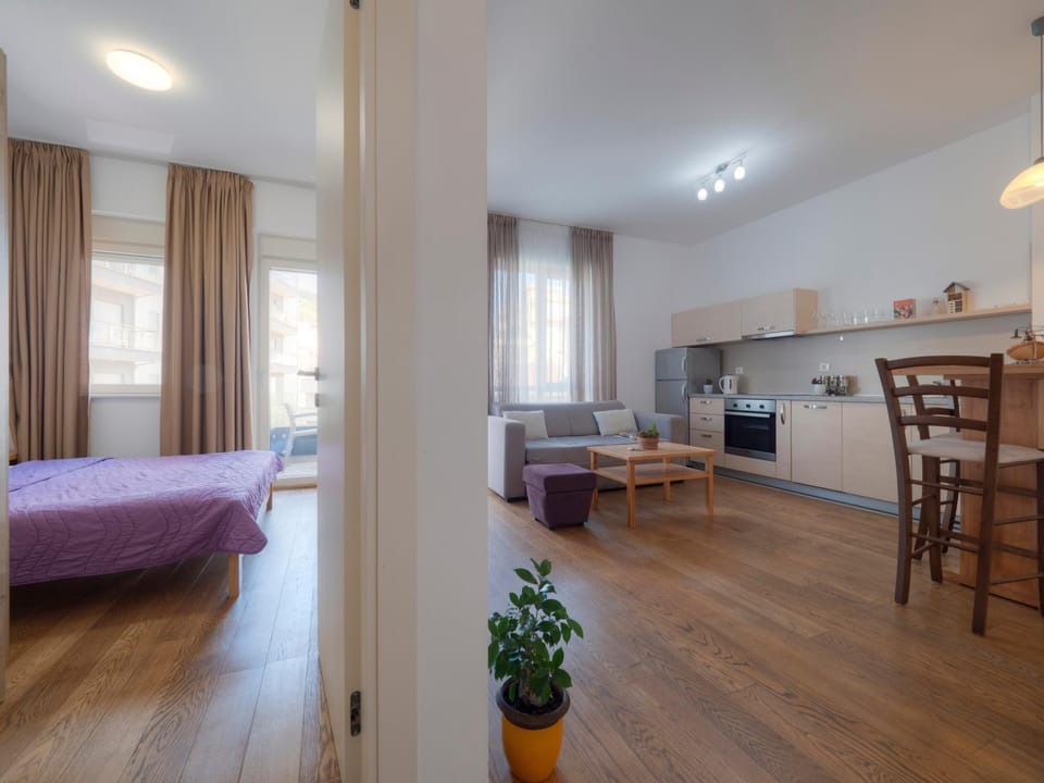 Bed, Living room, Bedroom