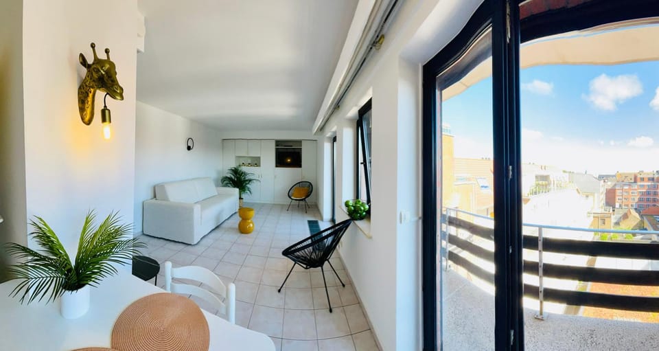 Patio, Day, View (from property/room), Balcony/Terrace, Seating area