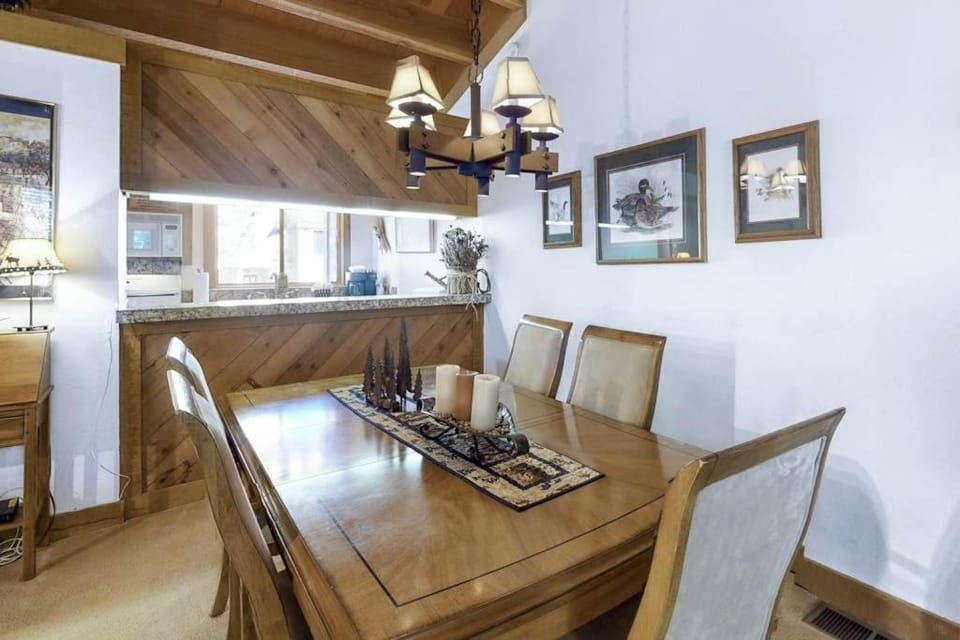 Northstar Gold Bend Retreat Apartment in Northstar Drive