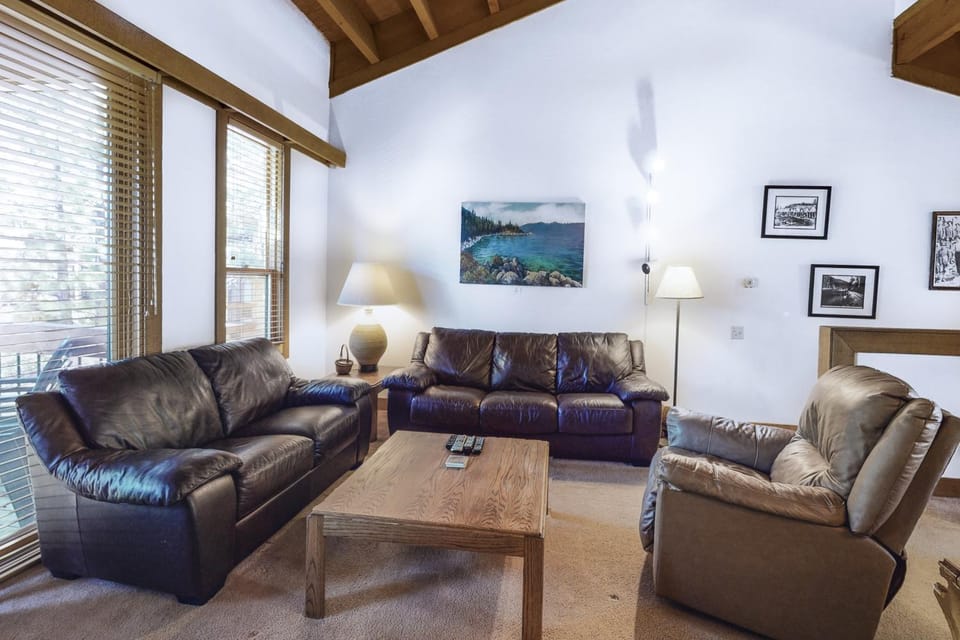 Northstar Gold Bend Retreat Apartment in Northstar Drive