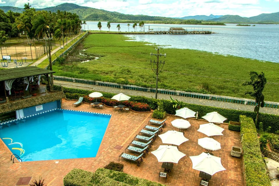 Communal lounge/ TV room, Off site, Day, Neighbourhood, Natural landscape, Garden, Balcony/Terrace, Aqua park, Autumn, On site, City view, Garden view, Landmark view, Mountain view, Pool view, Sea view, Street view, Area and facilities