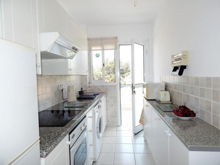 Apartment Iris Village Kato Paphos Apartment in Yeroskipou