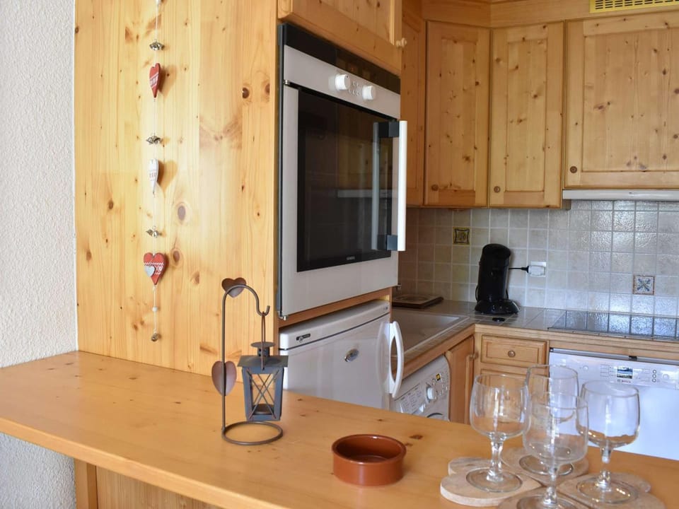 Appartement 2 pièces, 5 pers, Centre de Méribel, proche pistes, balcon Sud - FR-1-180-564 Apartment in Les Allues