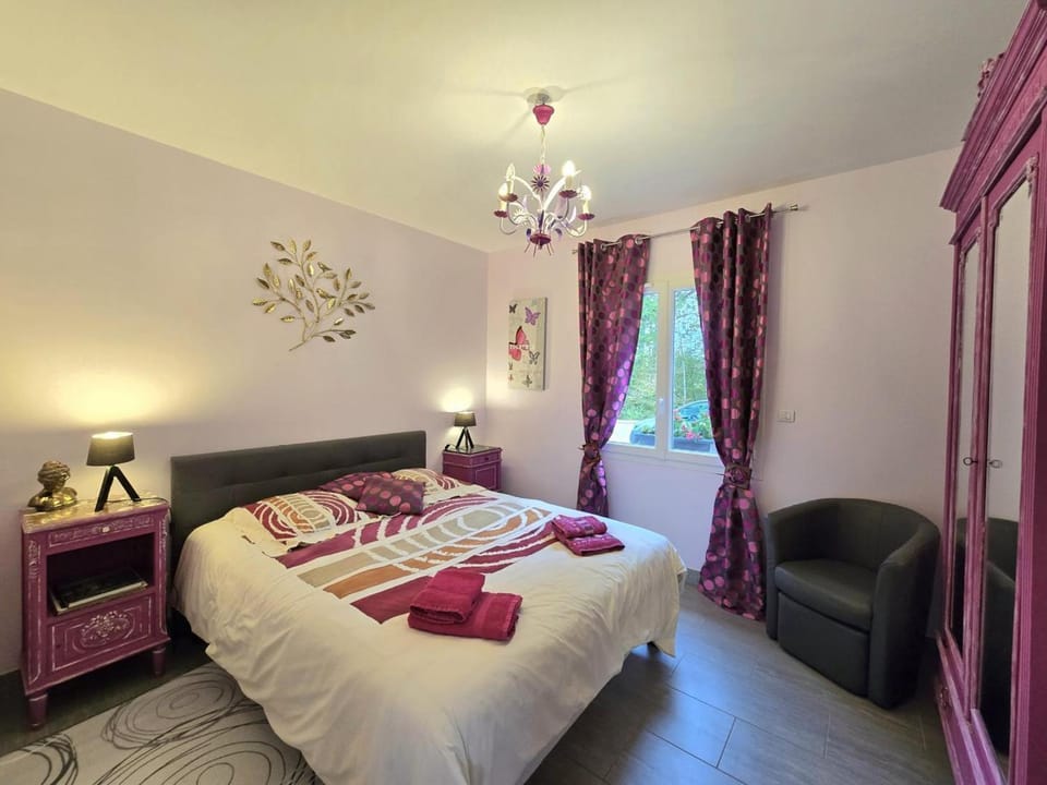 Belle maison plain-pied à 2 pas de Périgueux, terrasse, jardin clos, confort moderne, animaux bienvenus - FR-1-616-99 House in Nouvelle-Aquitaine