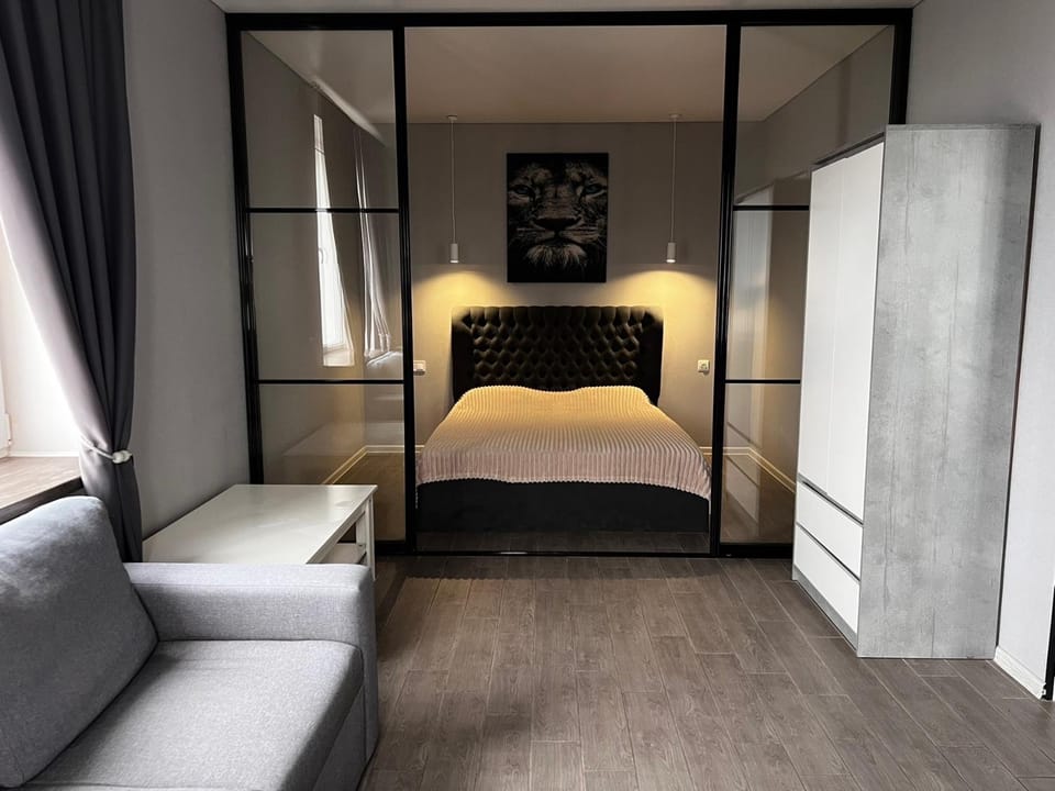 Bedroom, wardrobe