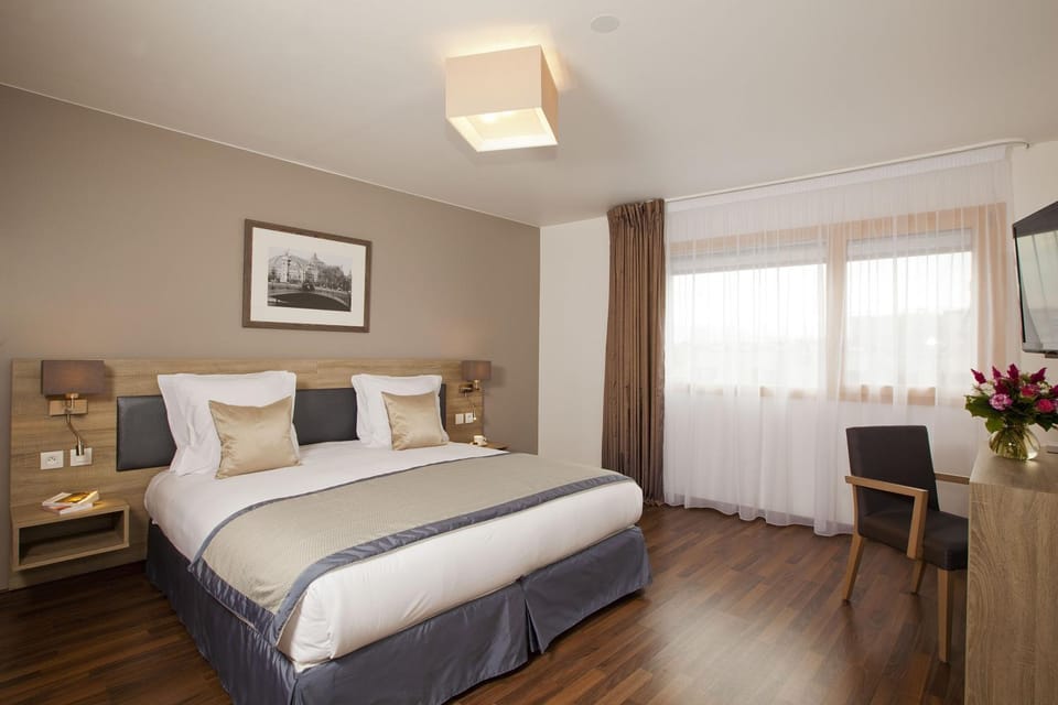 Property building, Bedroom