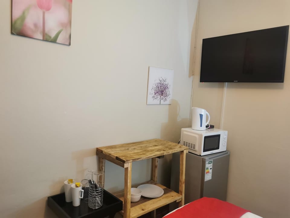 Harties Double En-Suite Room Apartment in Gauteng